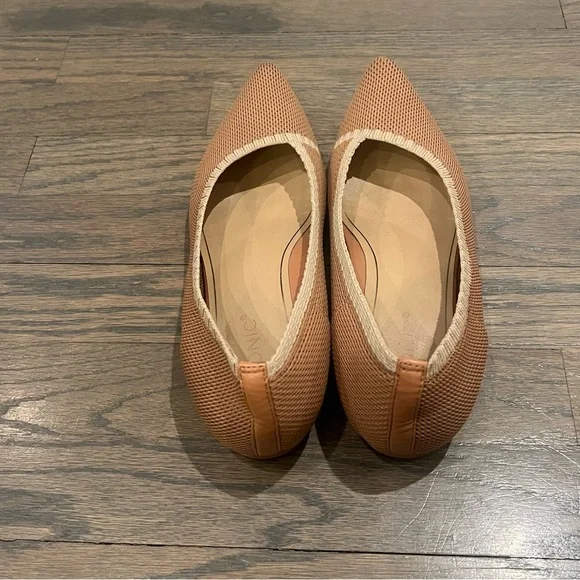 Vionic Knit Ballet Flat Pointed Toe Tan Size 8 Arch Support Classic - Picture 7 of 8